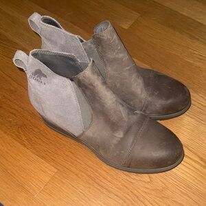 Sorel Women's Two-Tone Ankle Booties